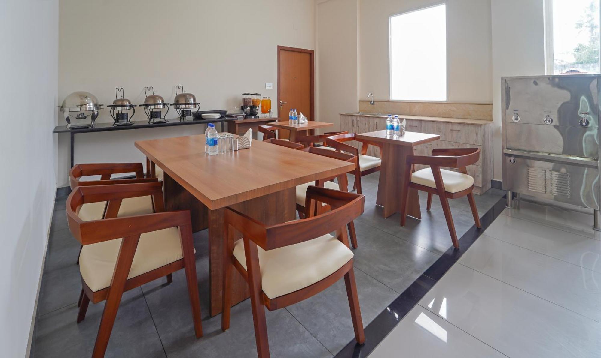 Itsy Hotels Avani Stays, Vyttila, Kochi Ngoại thất bức ảnh