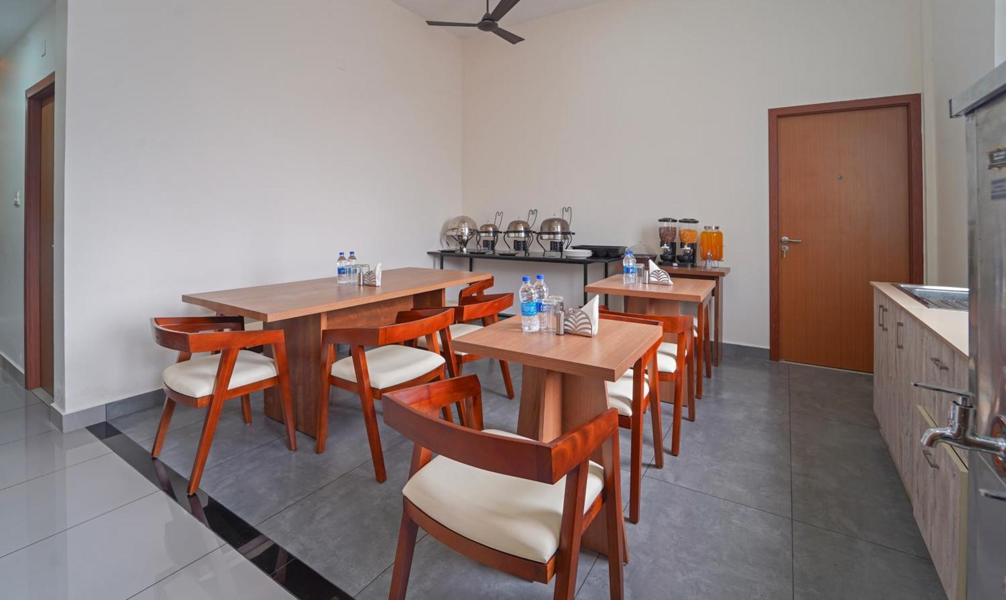 Itsy Hotels Avani Stays, Vyttila, Kochi Ngoại thất bức ảnh