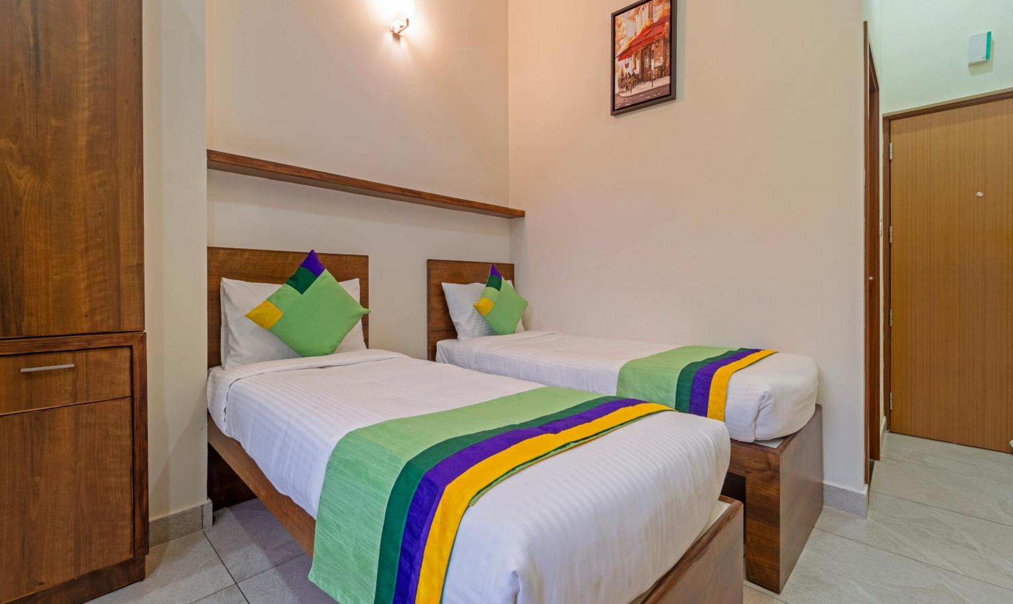 Itsy Hotels Avani Stays, Vyttila, Kochi Ngoại thất bức ảnh