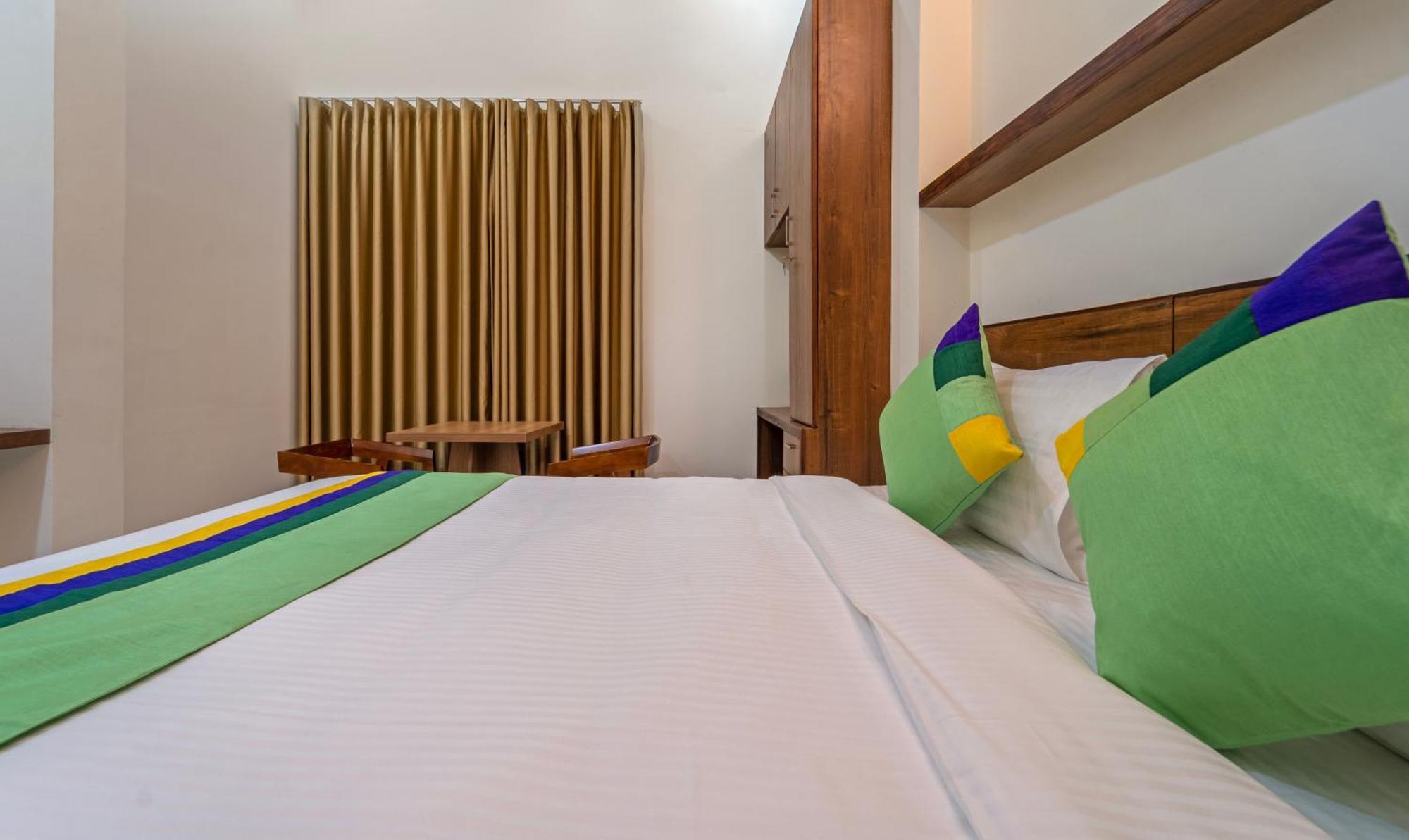 Itsy Hotels Avani Stays, Vyttila, Kochi Ngoại thất bức ảnh