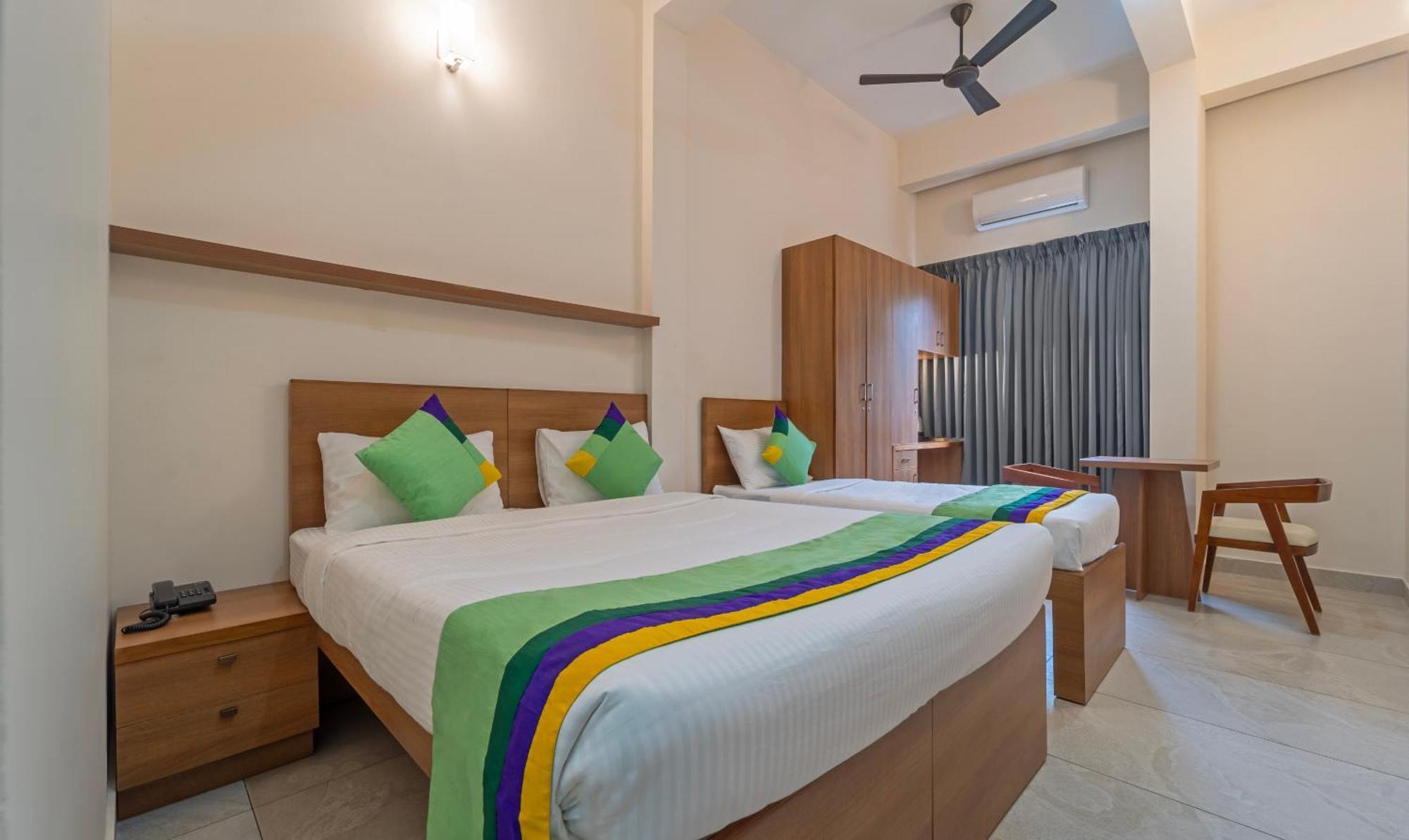 Itsy Hotels Avani Stays, Vyttila, Kochi Ngoại thất bức ảnh